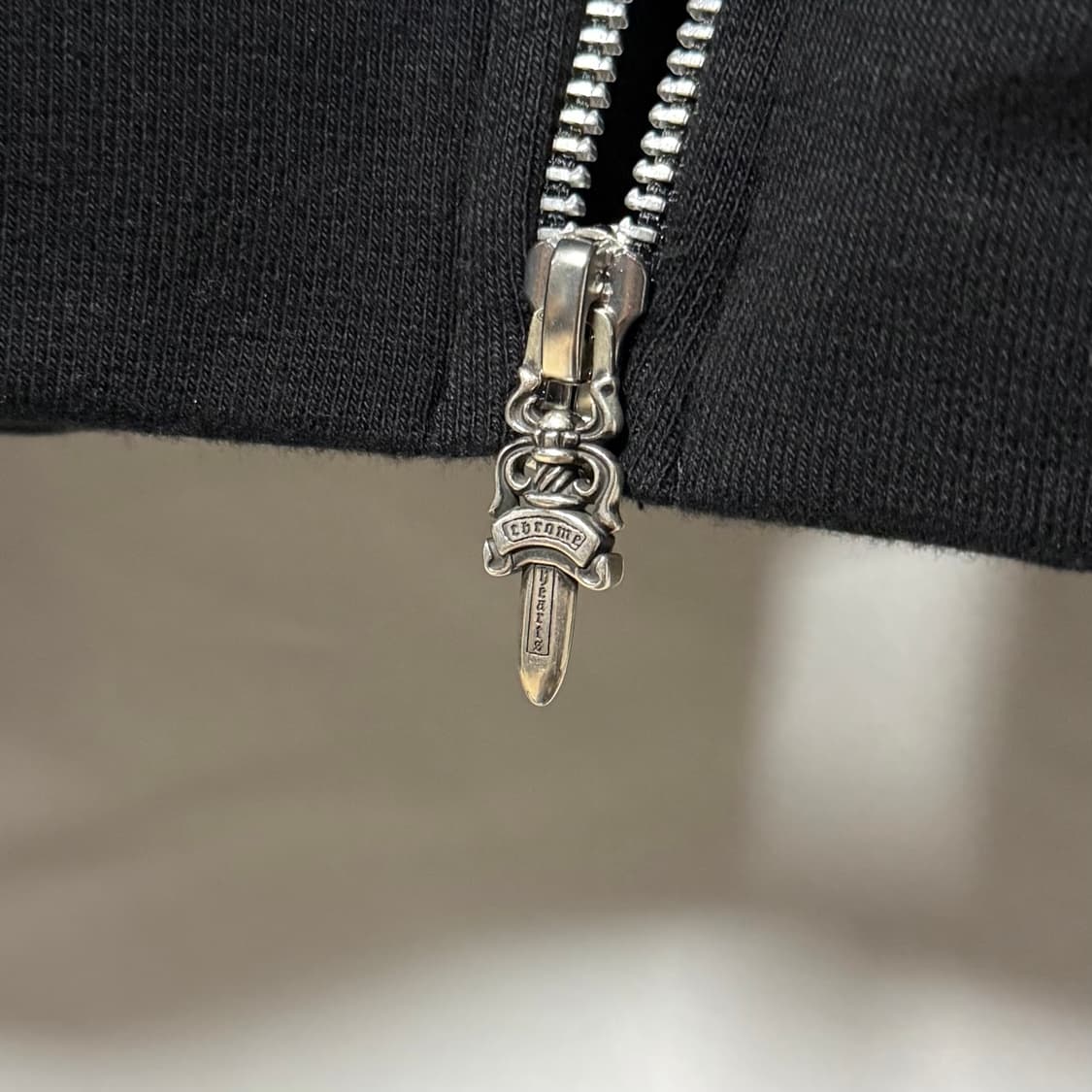 [S+급/L] 크롬하츠 홀스슈 플로랄 헤비웨이트 후드집업 상품이미지7