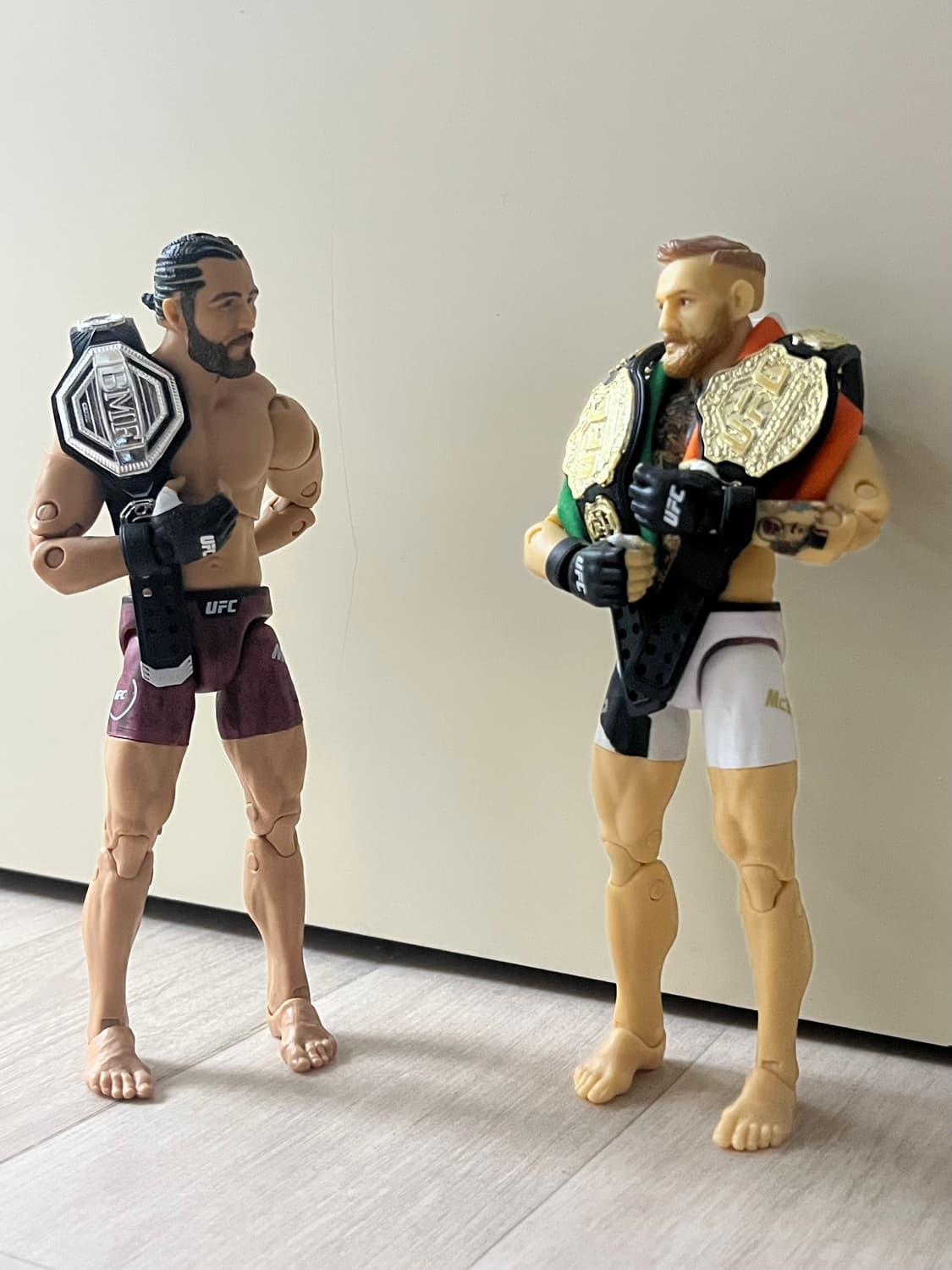 UFC 피규어 맥그리거 마스비달 상품이미지1