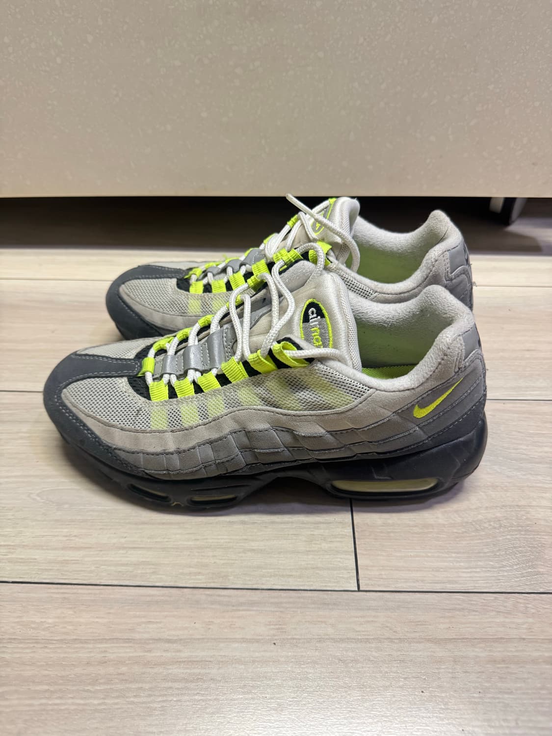 나이키 에어맥스 95 og 네온 옐로우 2020 / 255 사이즈 상품이미지2