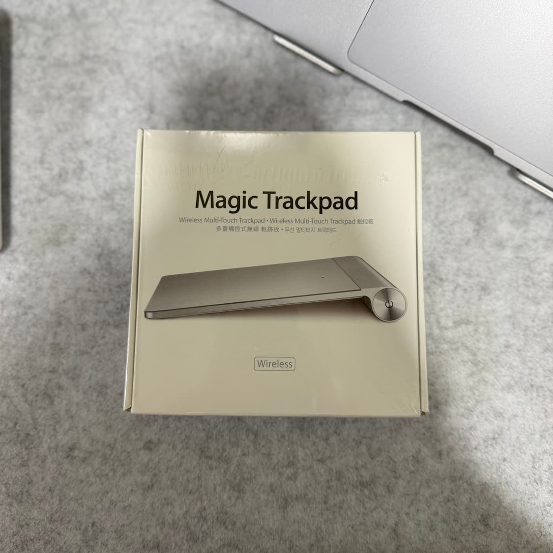 희귀매물) 매직트랙패드 1세대 미개봉 판매해요. 한국정발 2010년출시 상품이미지1