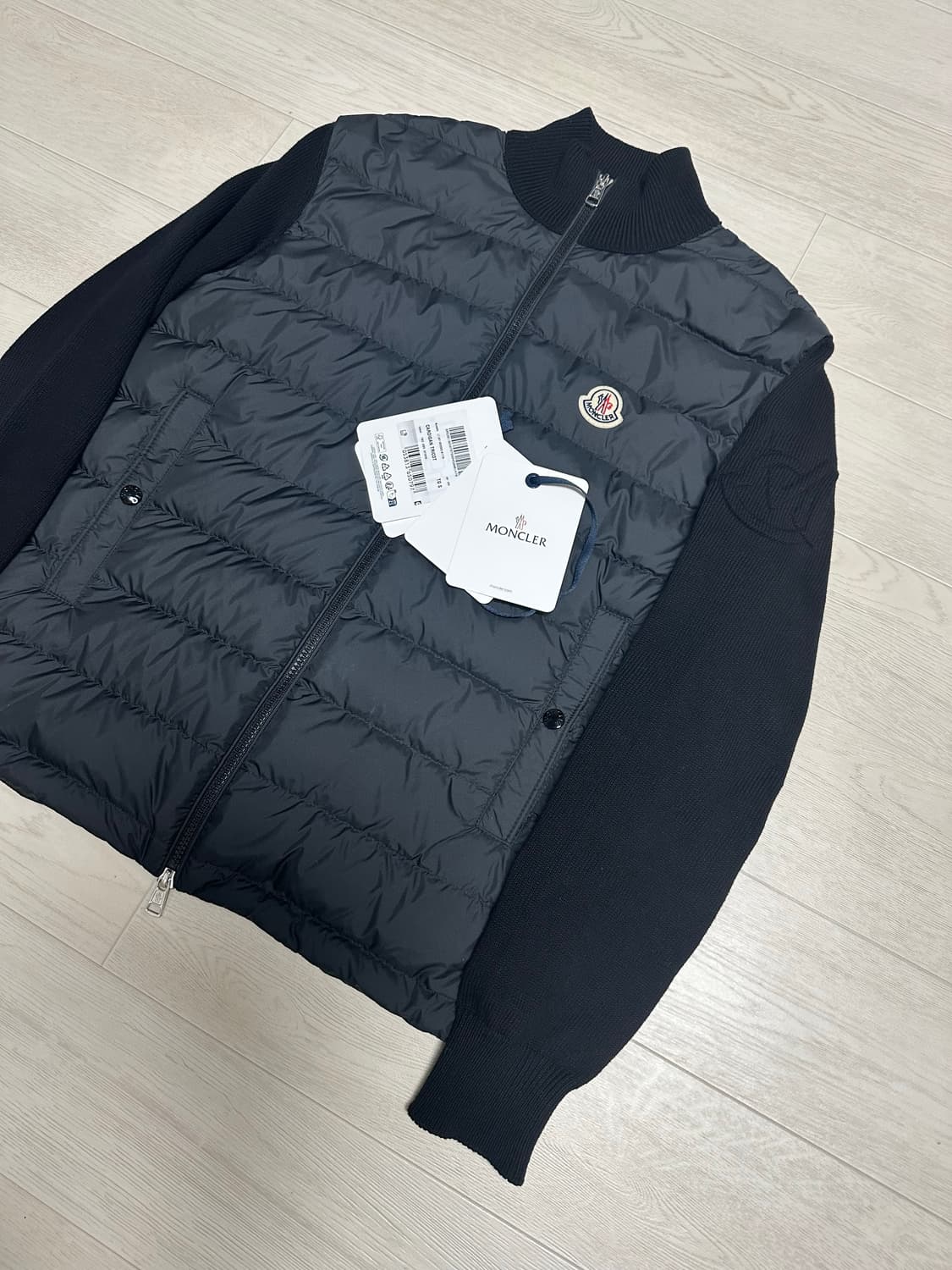 몽클레어 니트패딩 새상품급 상품이미지2