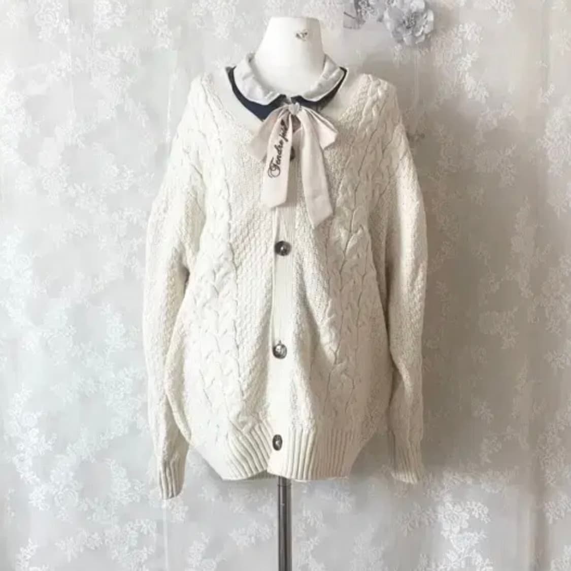 빈티지 | 아이보리 오버핏 꽈배기 가디건 이안빈티지 상품이미지5