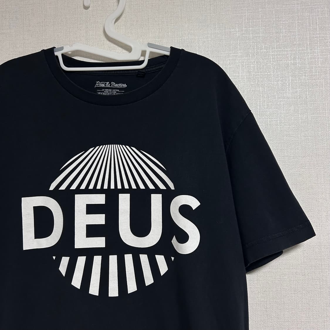 데우스 엑스 마키나 선버스트 반팔 티셔츠 블랙 L  상품이미지4