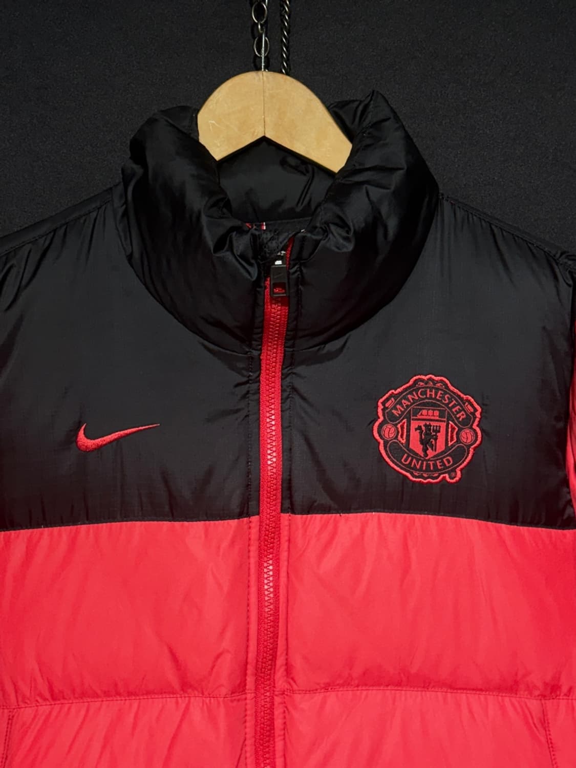 나이키 맨체스터 유나이티드 다운 패딩 상품이미지4