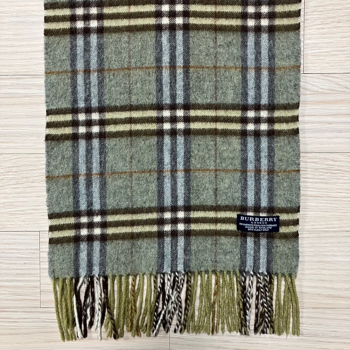 [정품] 버버리 카키 노바체크 울캐시미어 머플러 (burberry) 상품이미지4