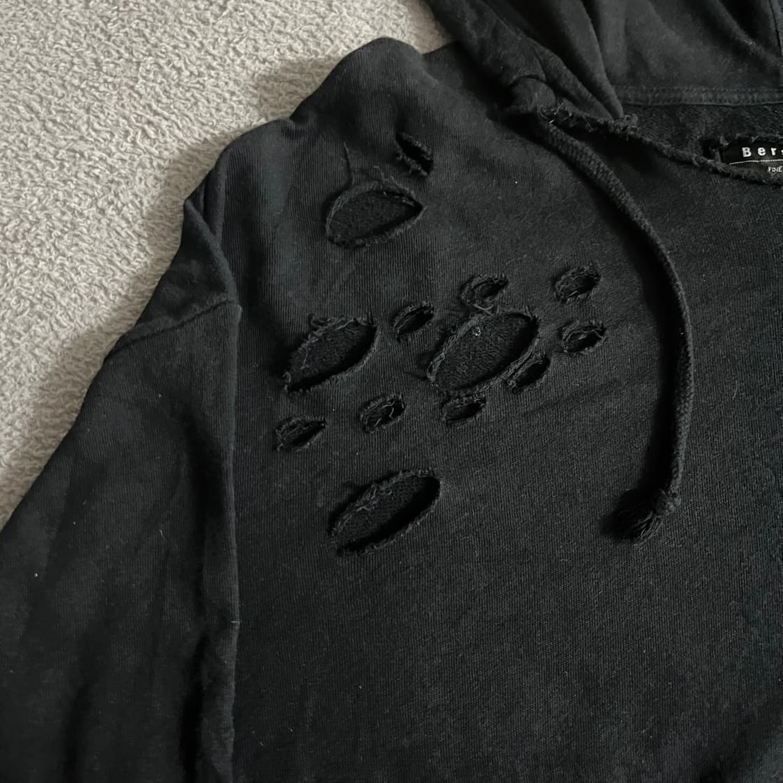 Destroyed detail hoodie 상품이미지2