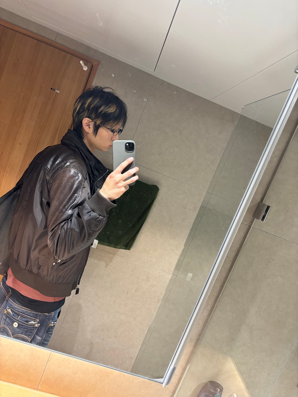 프라다 2009 나일론 레더 봄버 상품이미지1