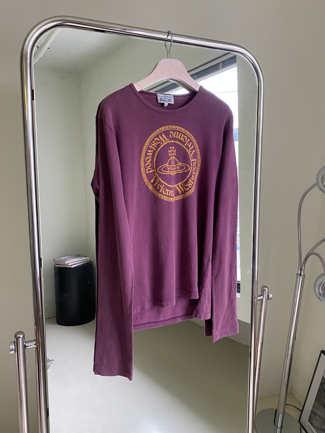 비비안웨스트우드 orb 스탬프 롱슬리브 상품이미지2