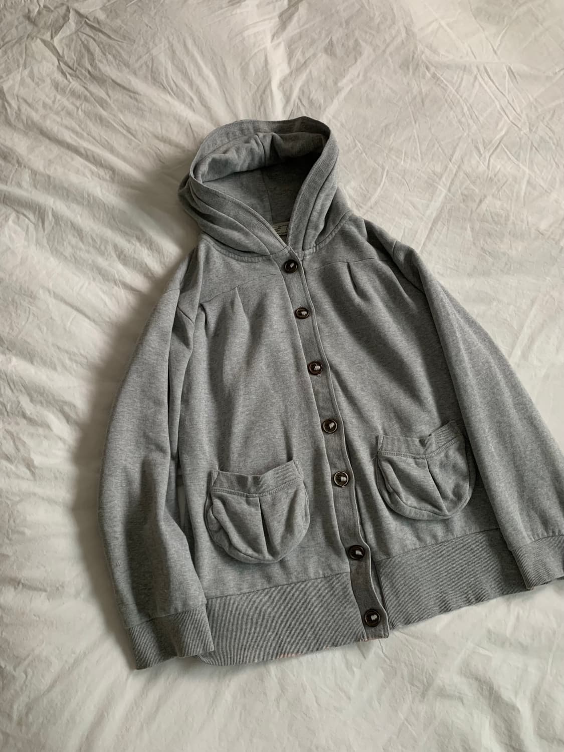 그레이 버튼 후디 상품이미지2