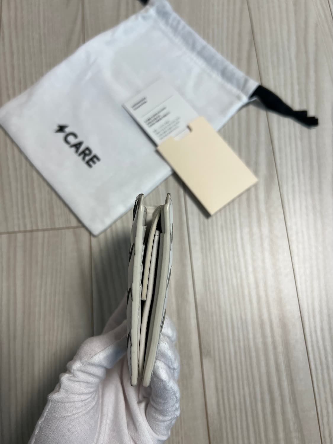 보테가베네타 인트레치아토 반지갑 상품이미지4