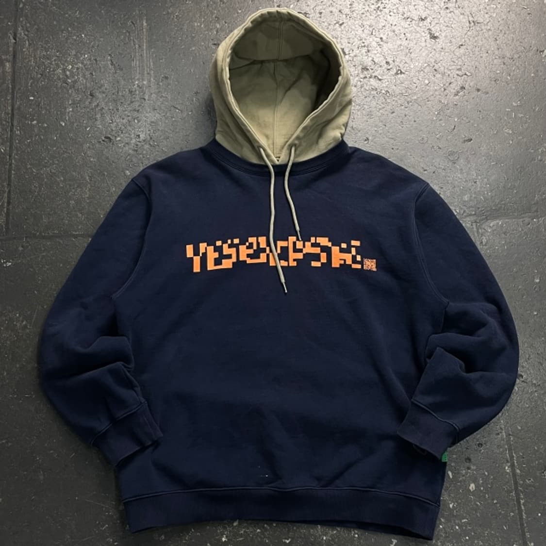 105 예스아이씨 QR 레이어드 후드티 상품이미지1