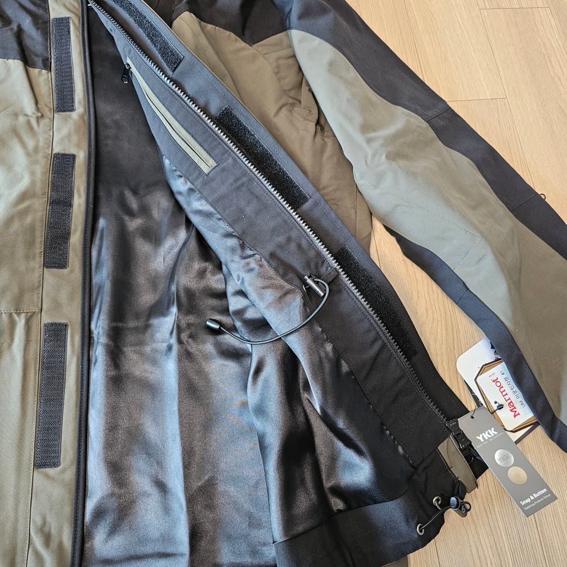 L 새제품) 마모트 X 유니폼브릿지 파카 바람막이 트랙팬츠 셋업 등산 상품이미지7