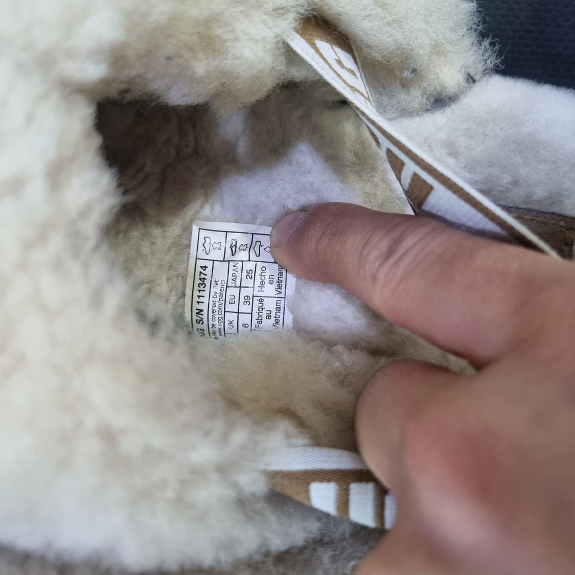 UGG 플랫폼슬리퍼 상품이미지5