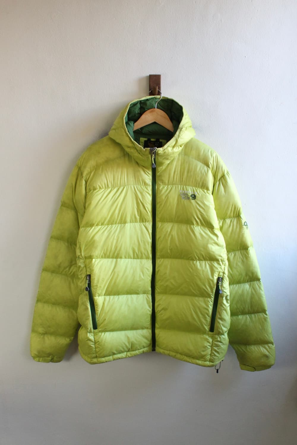 마운틴 하드웨어 다운 파카 상품이미지2