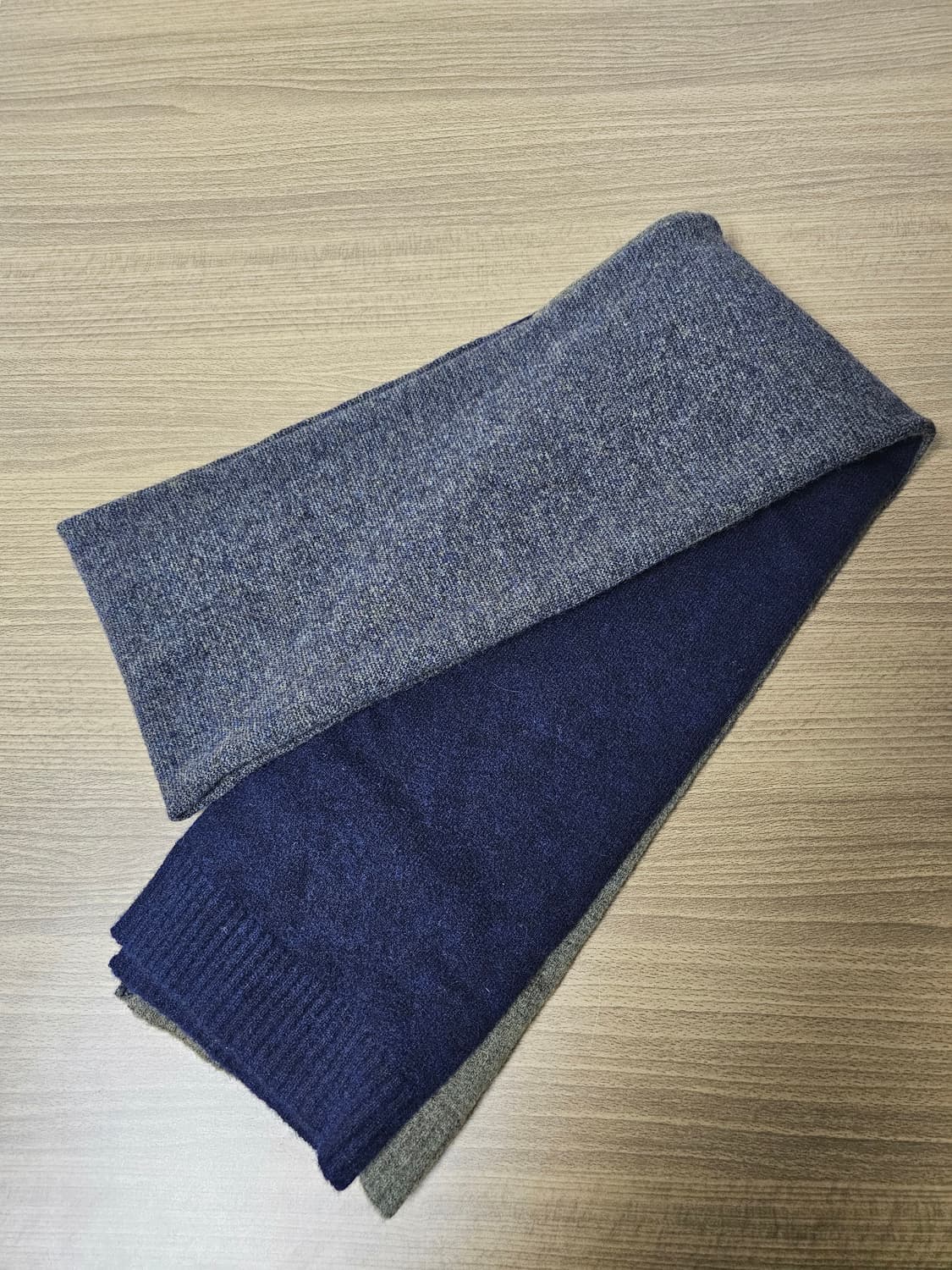 스톤아일랜드 매장판 머플러 상품이미지2