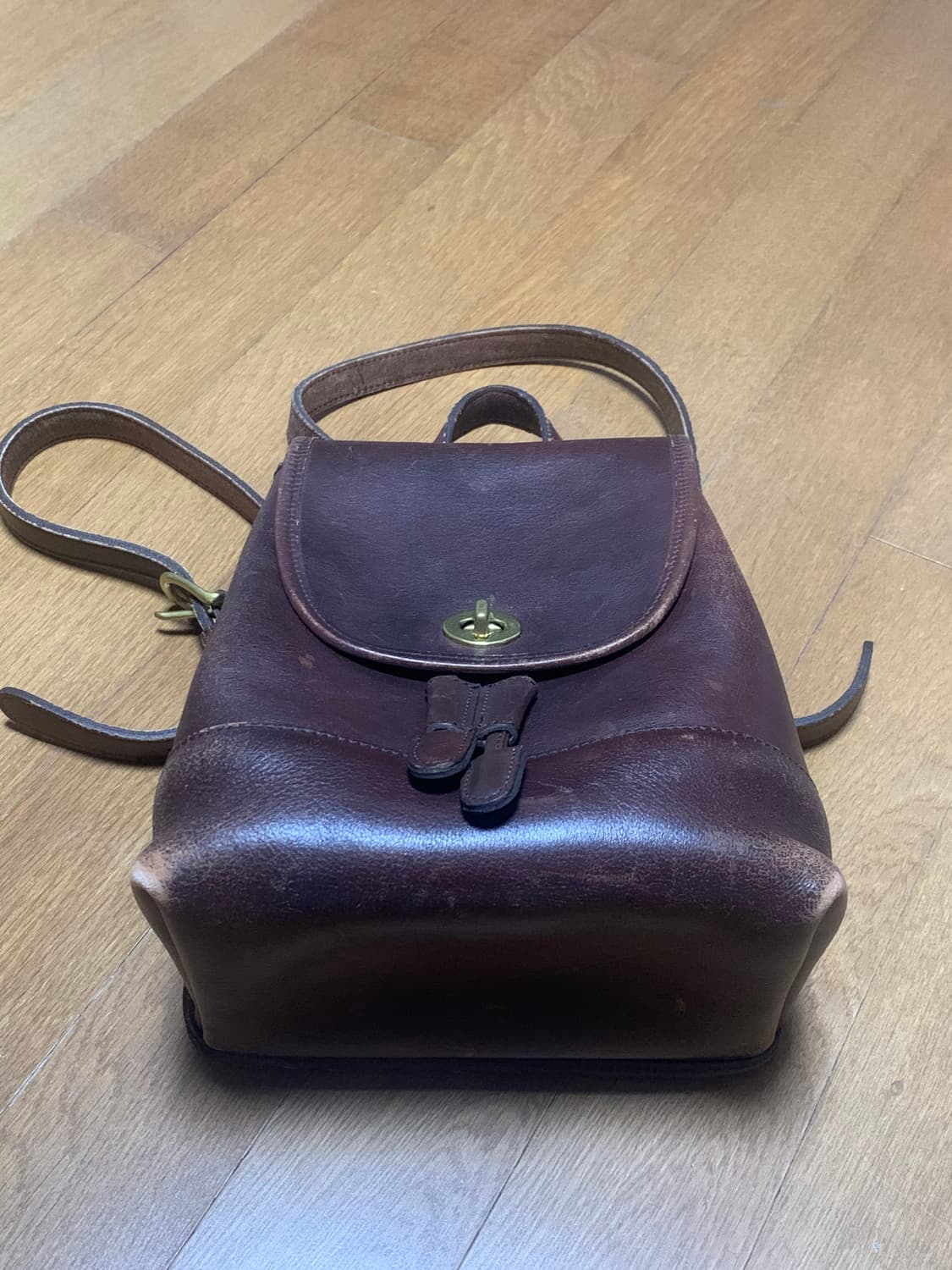 올드 코치 턴락 백팩 상품이미지2