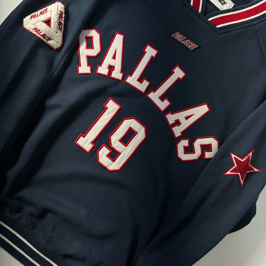 Pallas  팔라스 크루넥 네이비 19시즌 맨투맨  상품이미지4