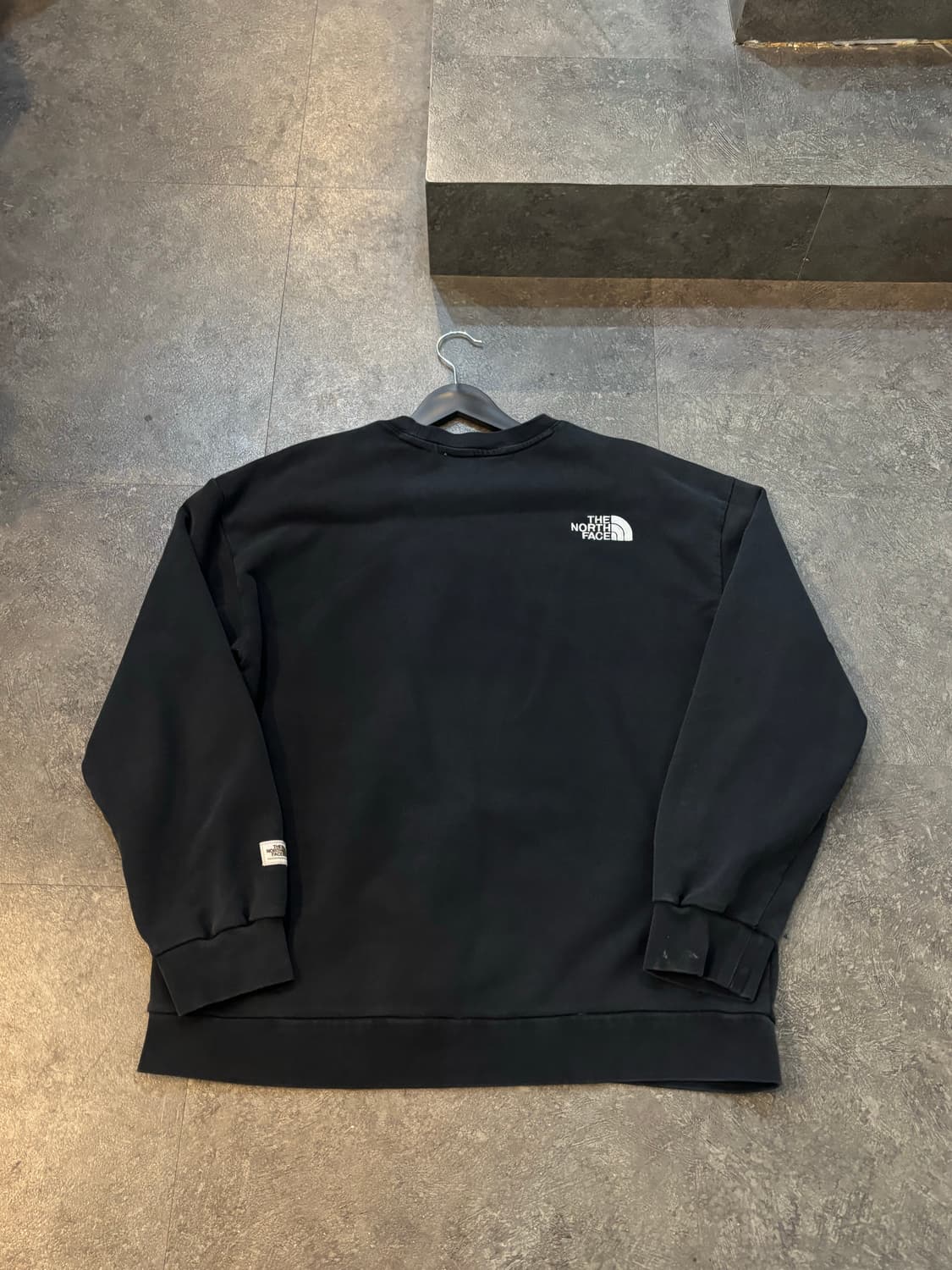 노스페이스 맨투맨 블랙 110사이즈 상품이미지3