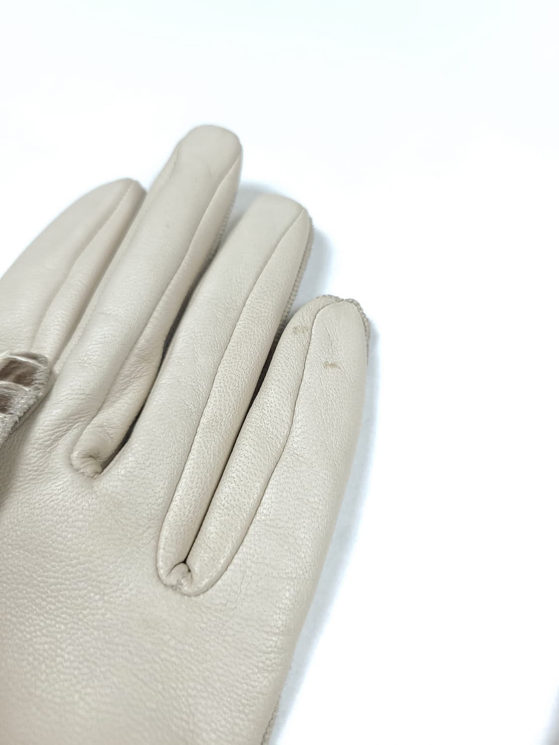 버버리 여성 뱀가죽 장갑 상품이미지5