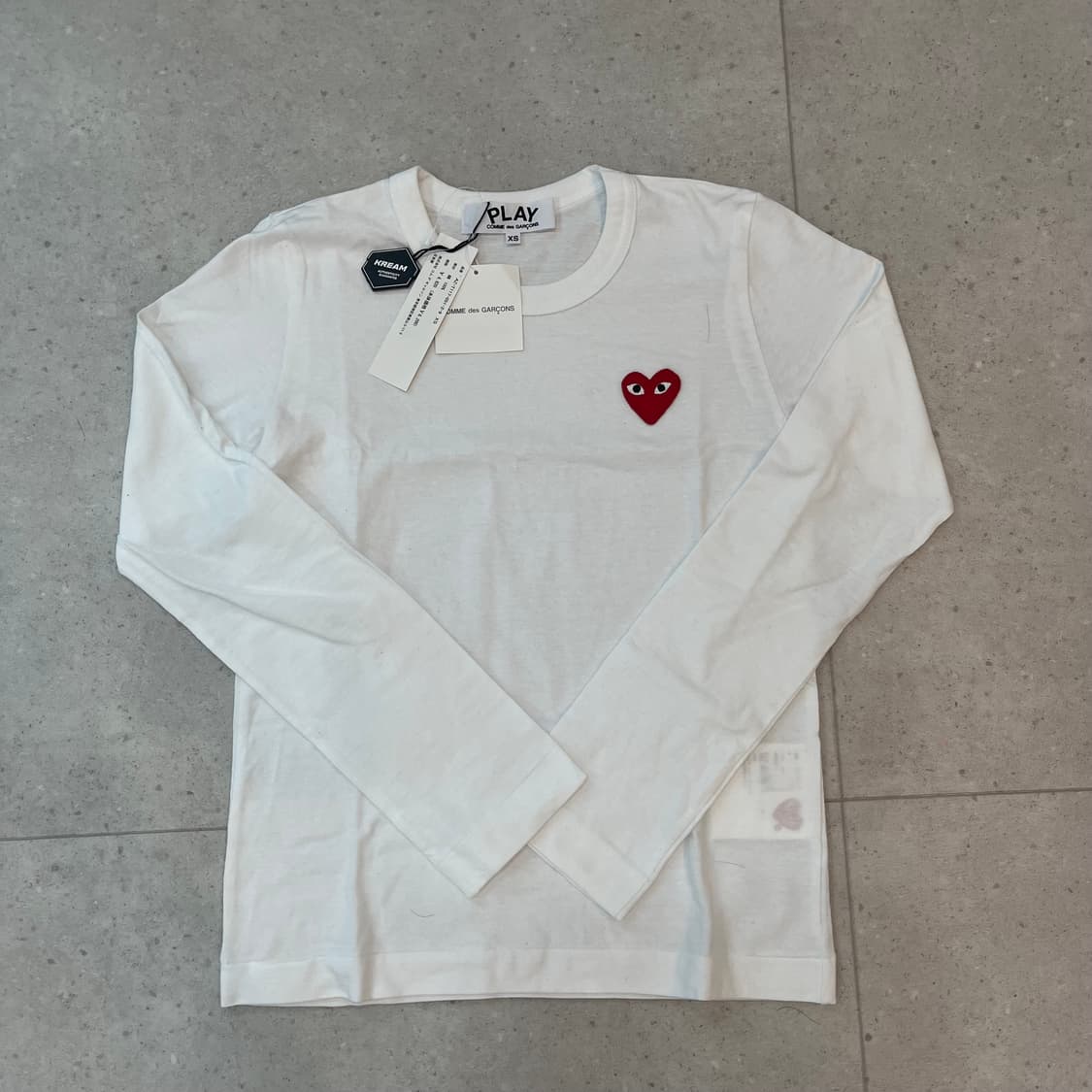 (크림 정품) 꼼데가르송 여성 롱슬리브 새상품 상품이미지1