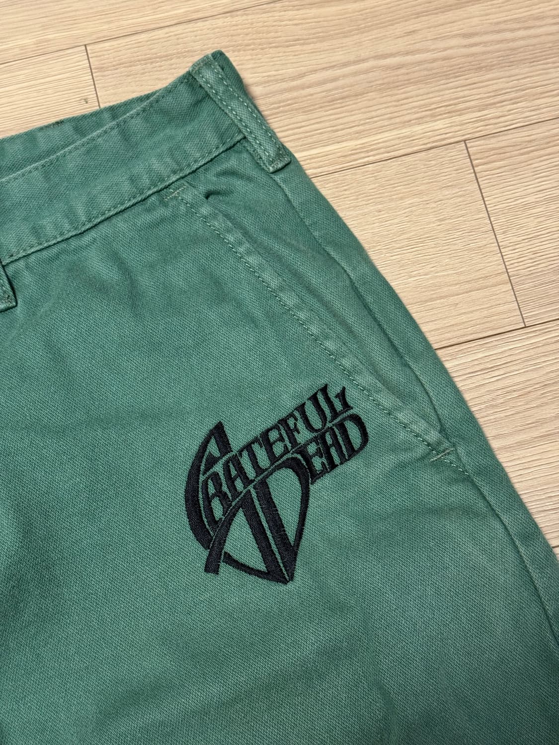 디스이즈네버댓 x 그레이트풀데드 자수 치노팬츠 M 상품이미지4