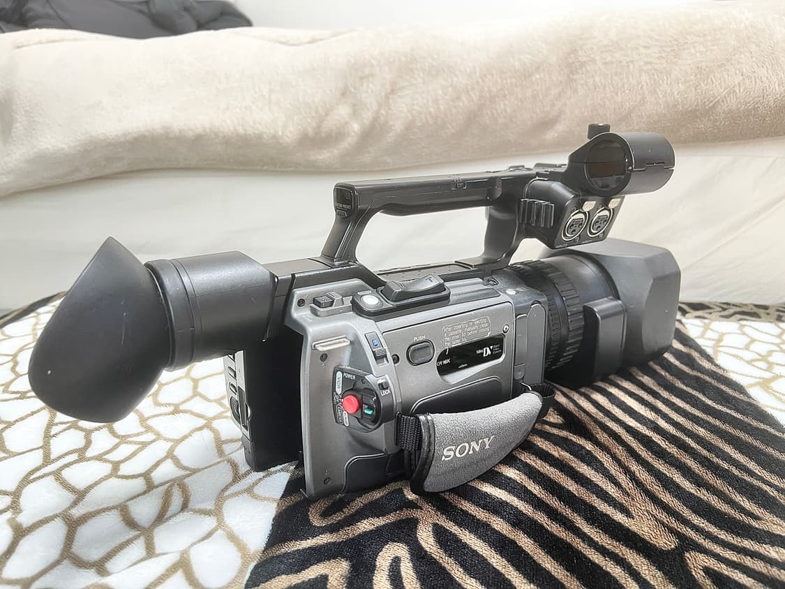 소니 pd170 (pd150) 근본 캠코더 (vx2000전문가 버전) 상품이미지3