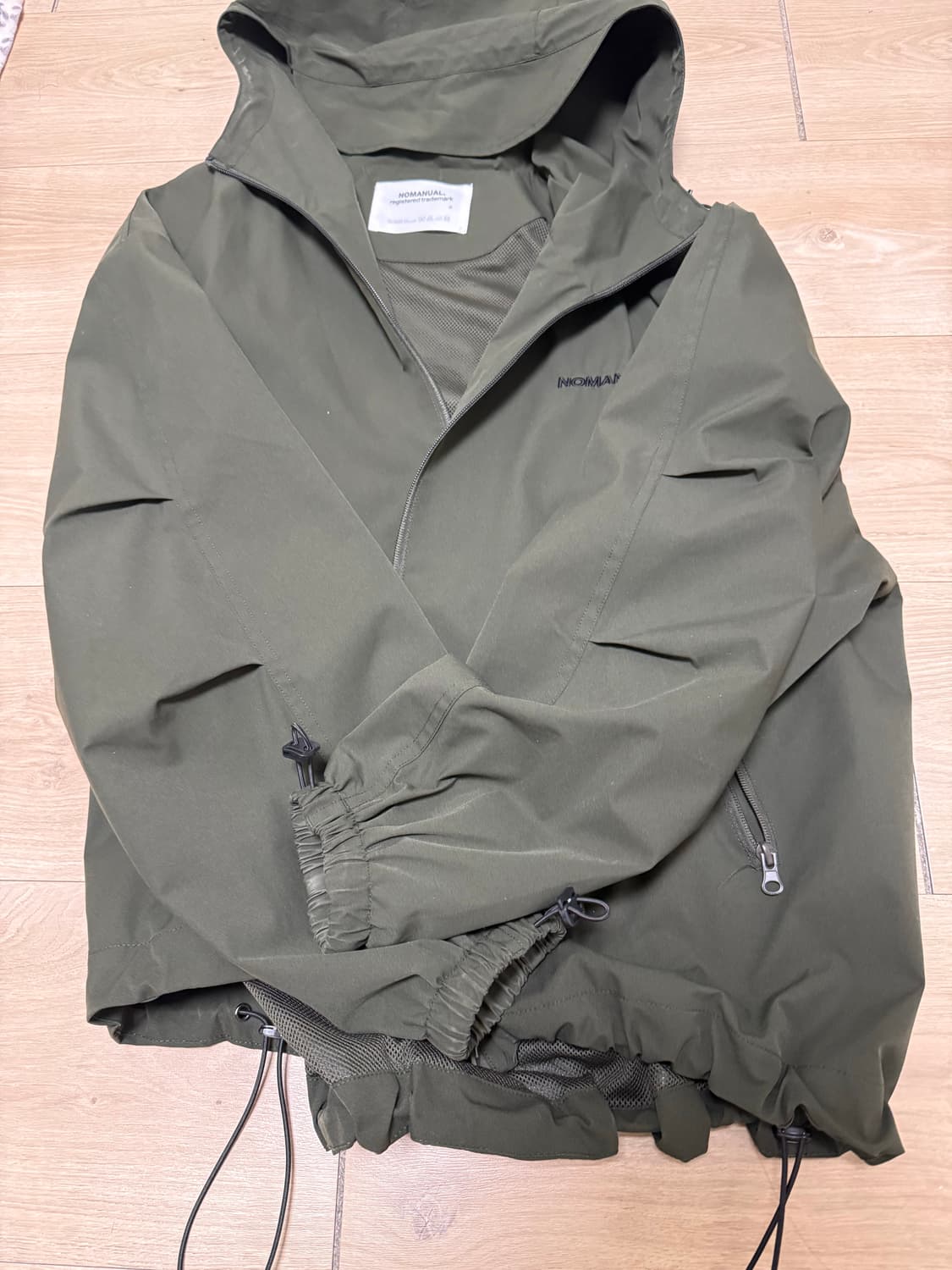 노메뉴얼 카키 바람막이 M 상품이미지3