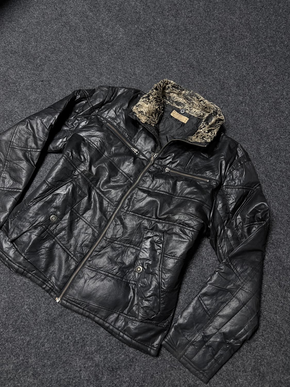 Vintage 00's Y2K-Punk V-kei Fur jacket 상품이미지3