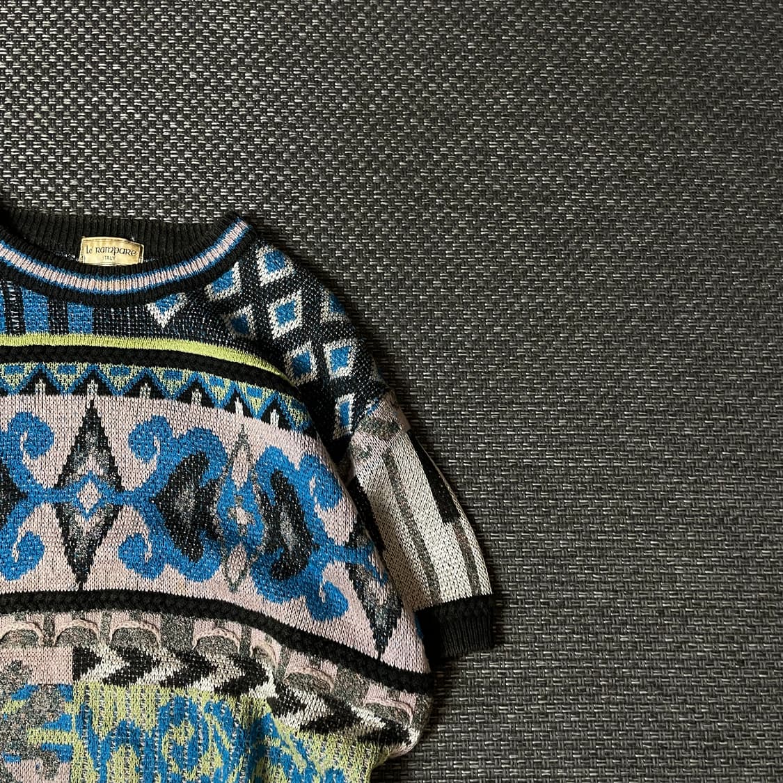 JPN 노르딕 키보드 패턴 반팔 니트 상품이미지3