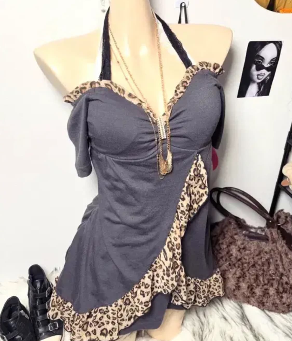 바디제인 오네갸루 오프숄더 홀터넥 원피스 상품이미지1