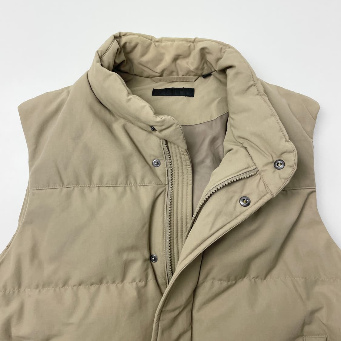 [중고] 유니클로 패딩 조끼 브라운 L 상품이미지3