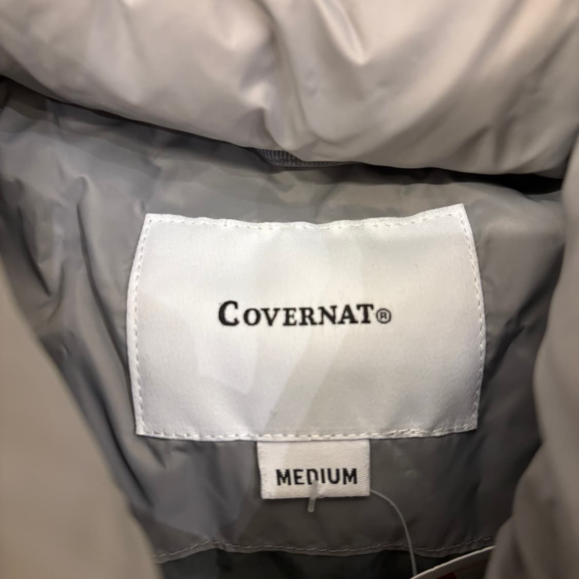 커버낫 그레이 스몰로고 푸퍼 다운 패딩 상품이미지3