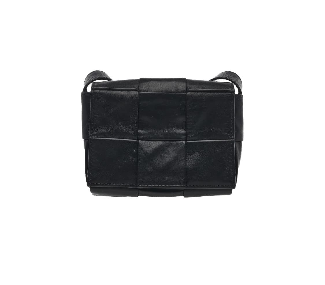 [S급] 보테가베네타 미니 레더 카세트백 판매합니다!!! 상품이미지2