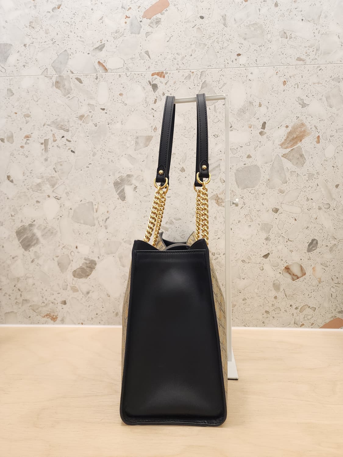 구찌 479197 꿀벌 GG 패드락 숄더백 미듐 상품이미지2