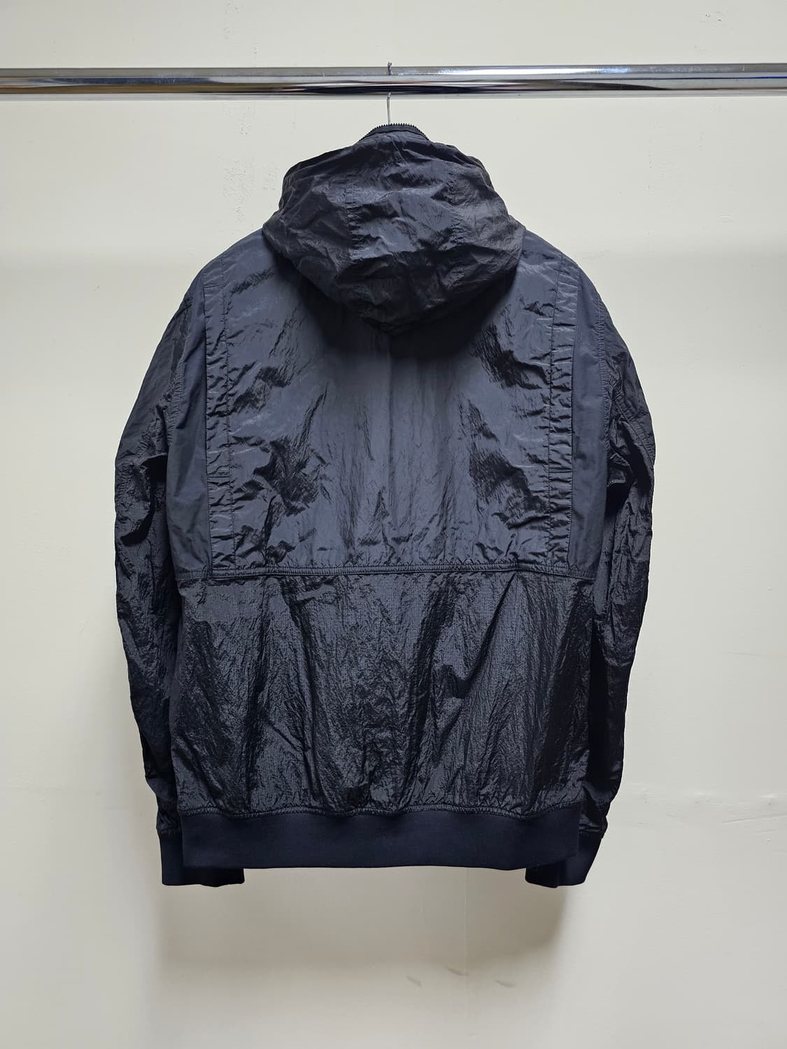 스톤아일랜드 NYLON METAL WATRO RIPSTOP 자켓 상품이미지2