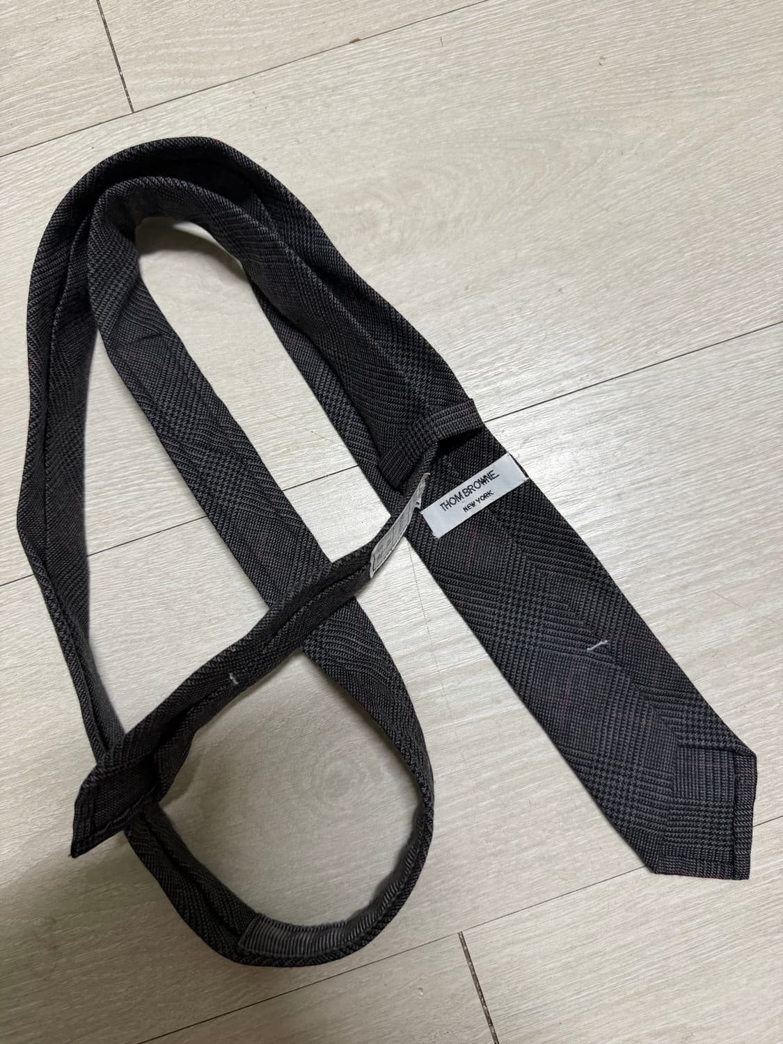 톰브라운 그레이 체크 타이 넥타이 팝니다 상품이미지2