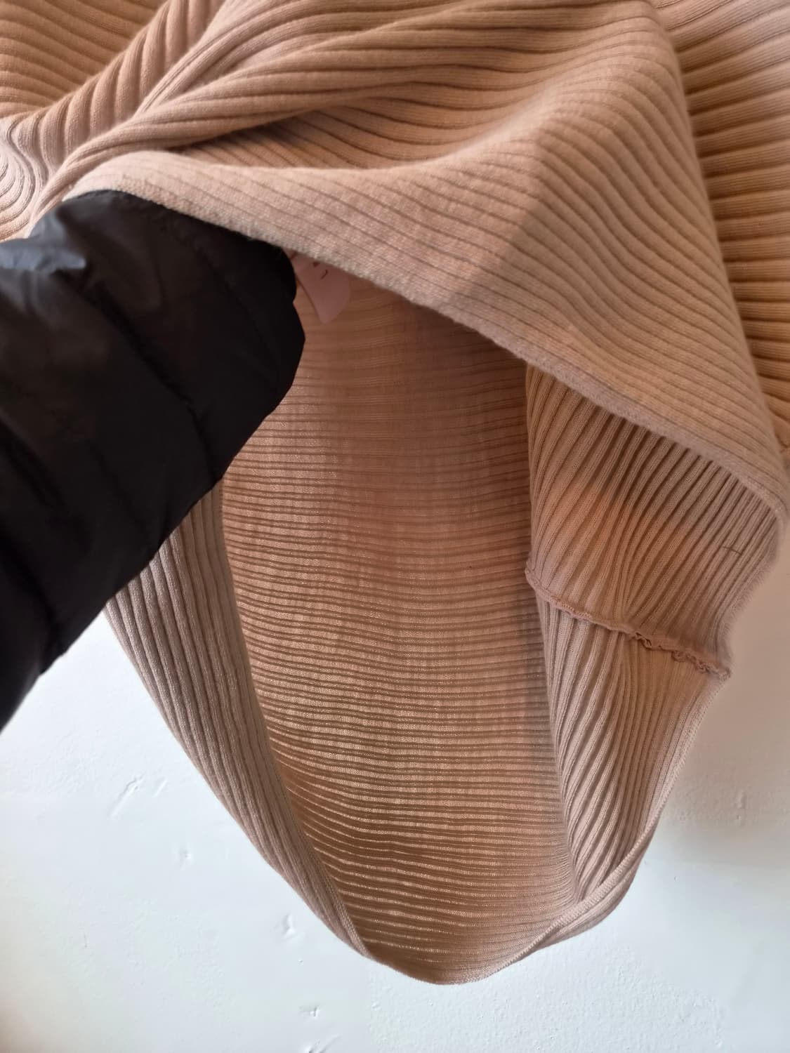 코스 Cos 여성 울터틀넥니트미니원피스 XS사이즈 상품이미지4