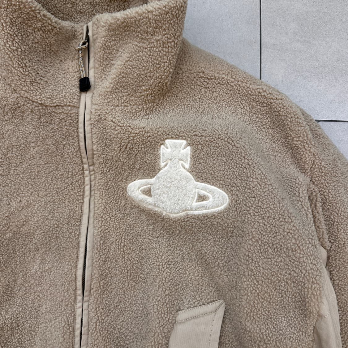 비비안웨스트우드 보아 빅패치 자켓 상품이미지3