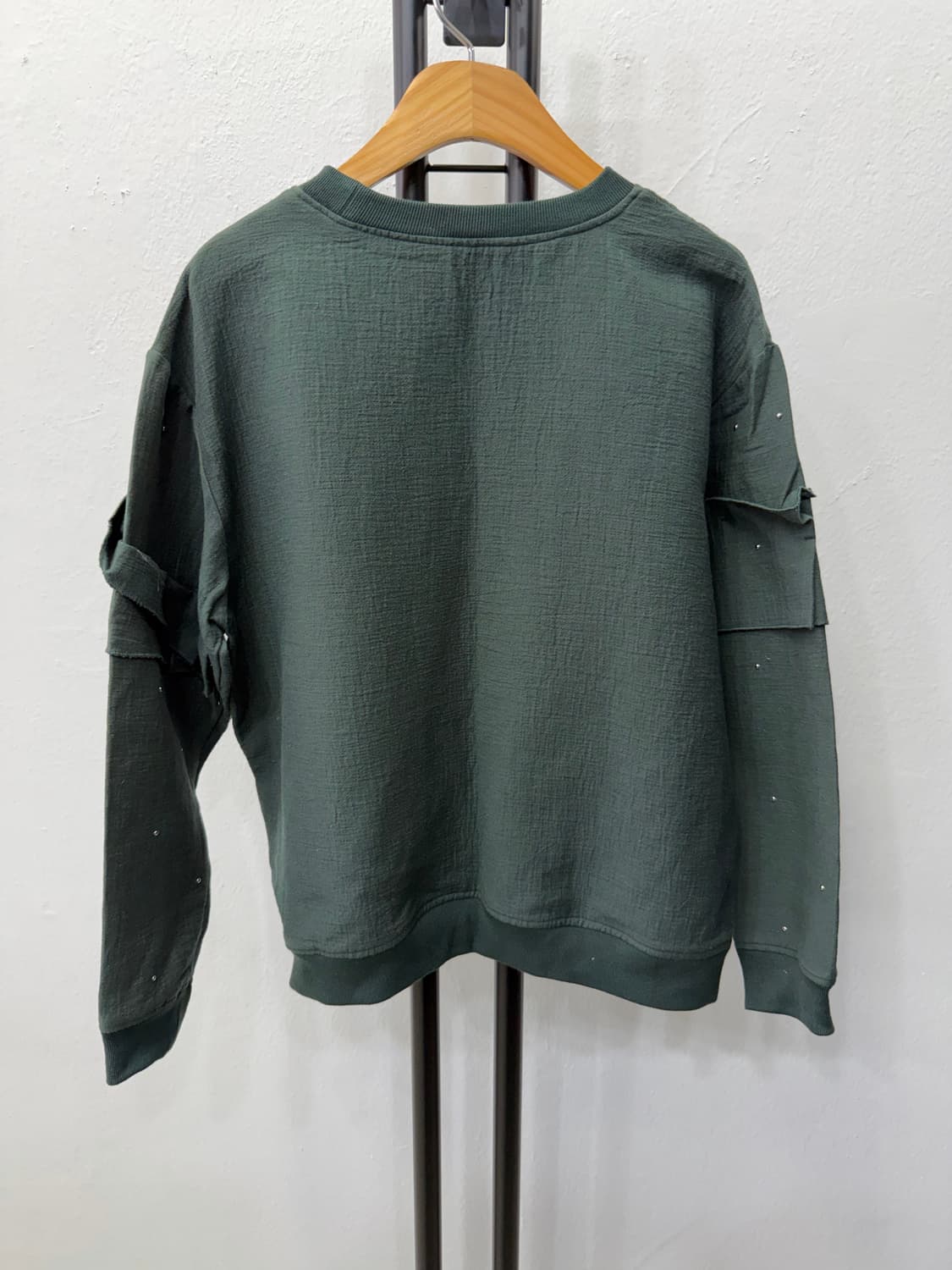 정품) 랑방 한섬 핀턱 포인트 오버핏 맨투맨 S 상품이미지4