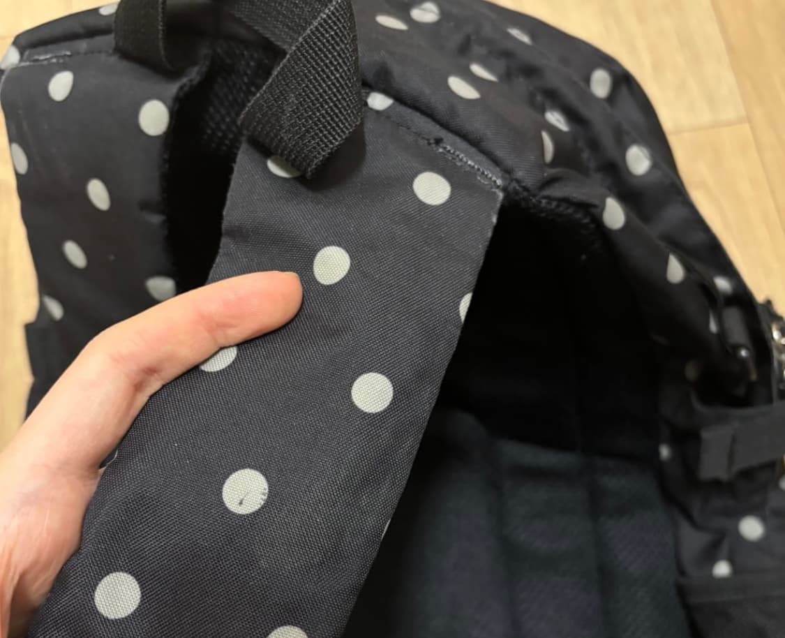 이스트보이 백팩 그레이 블랙 도트 배낭 가방 상품이미지2