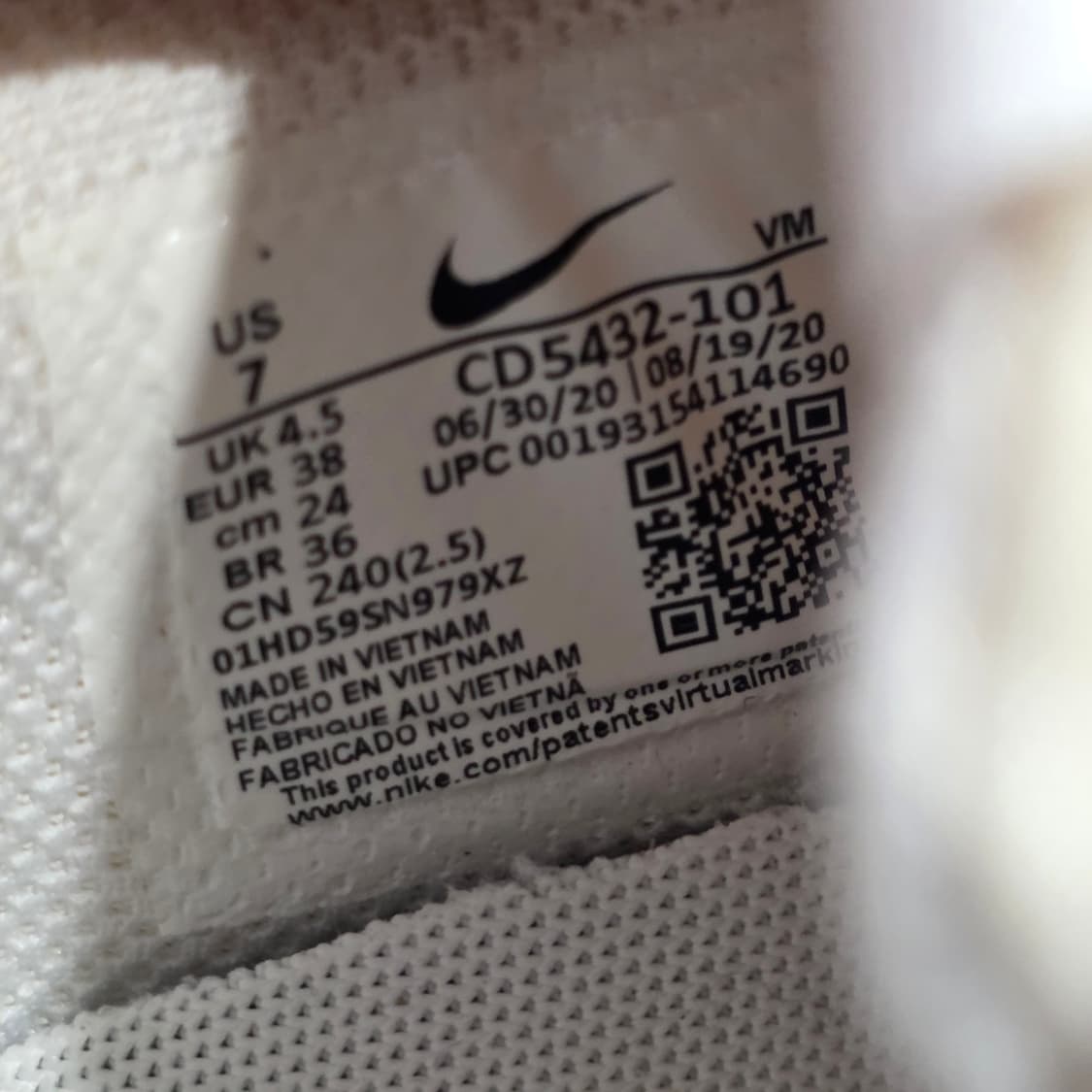 8q-25:나이키 에어맥스 CD5432-101화이트블랙(24cm)-A급 상품이미지10