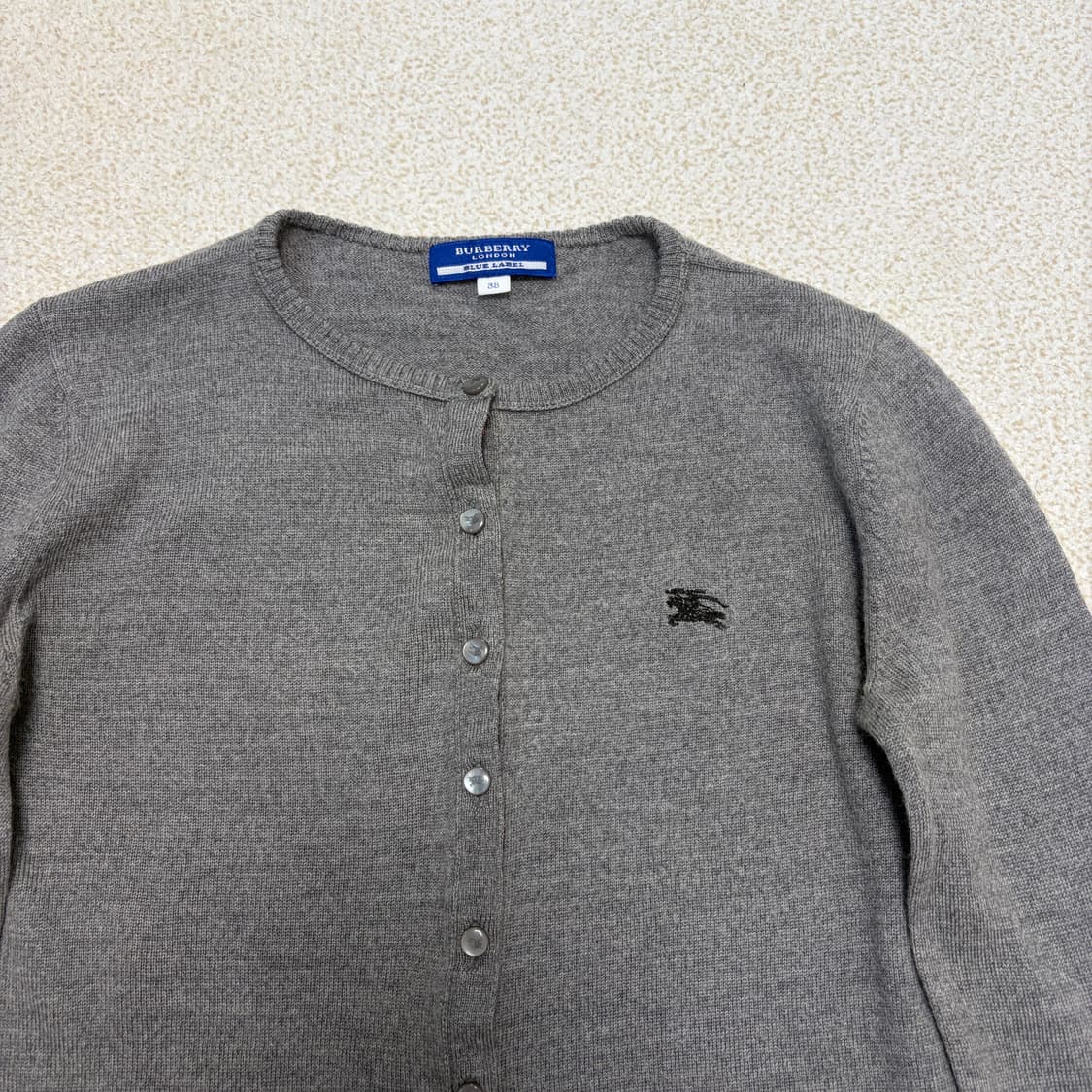버버리 울 그레이 가디건 상품이미지9