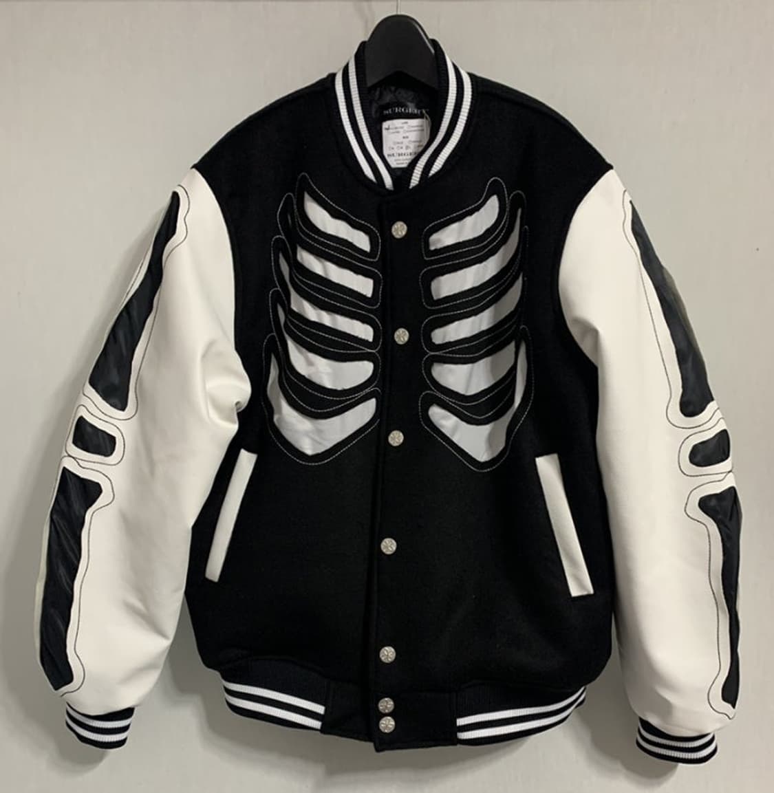 [L] 써저리 본 바시티 자켓 상품이미지2