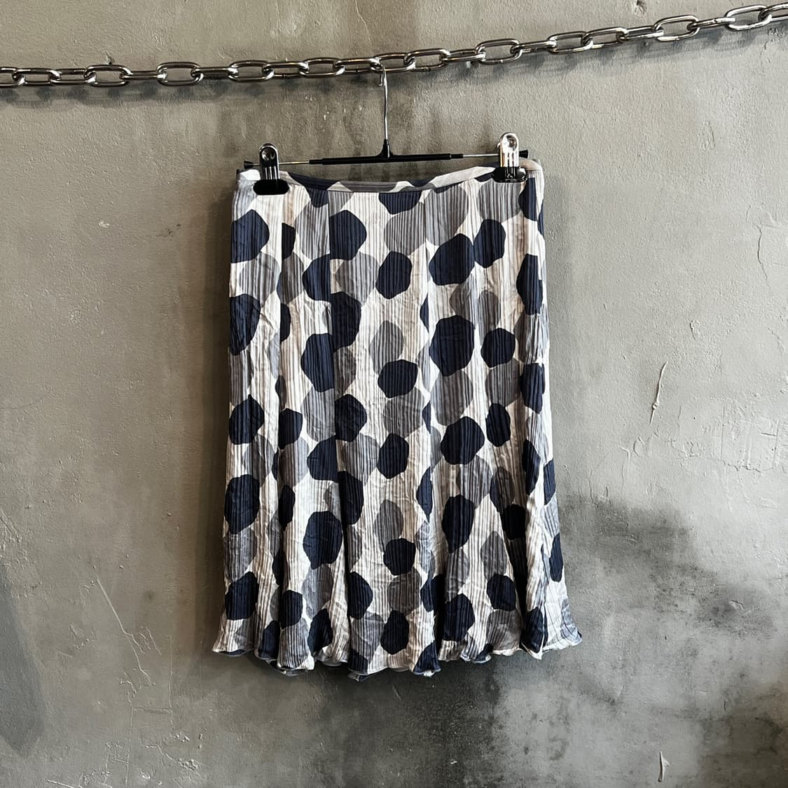 아르마니 페블 플리츠 스커트 상품이미지3