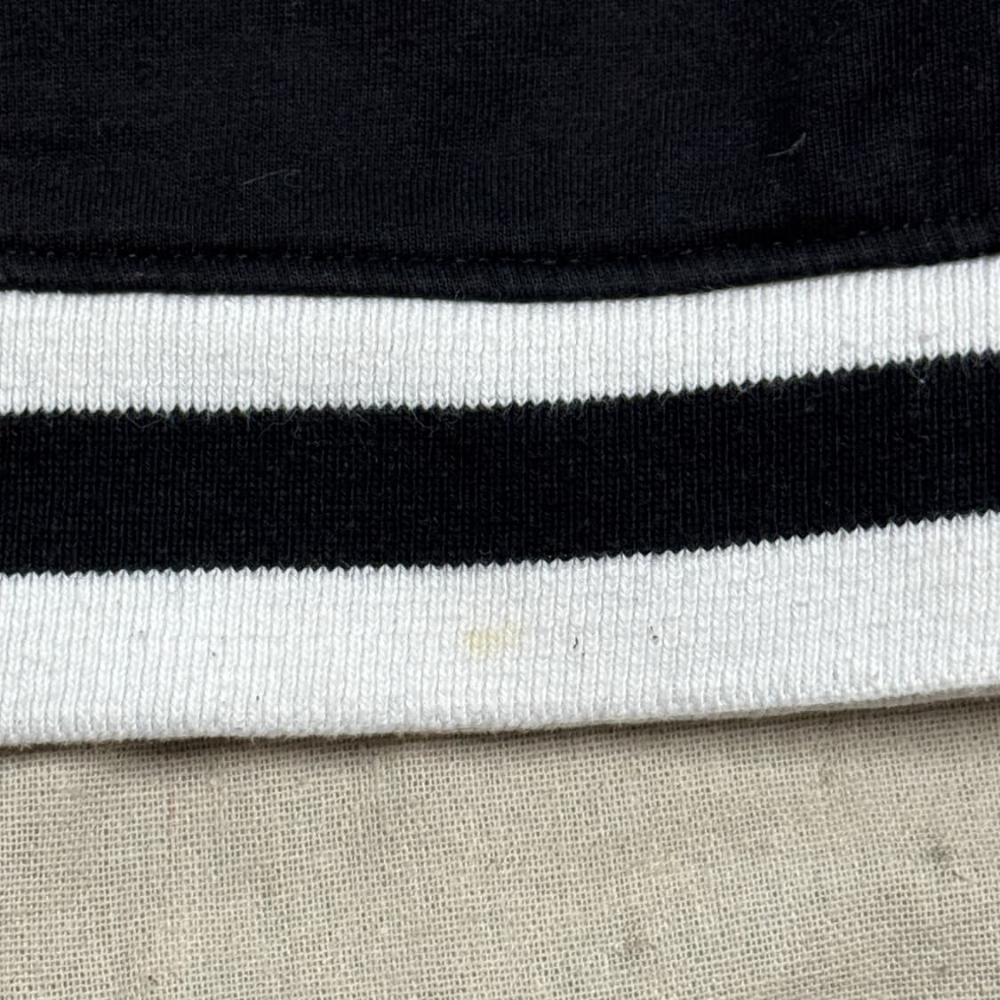 스투시 검흰 럭비 카라티 M 상품이미지8