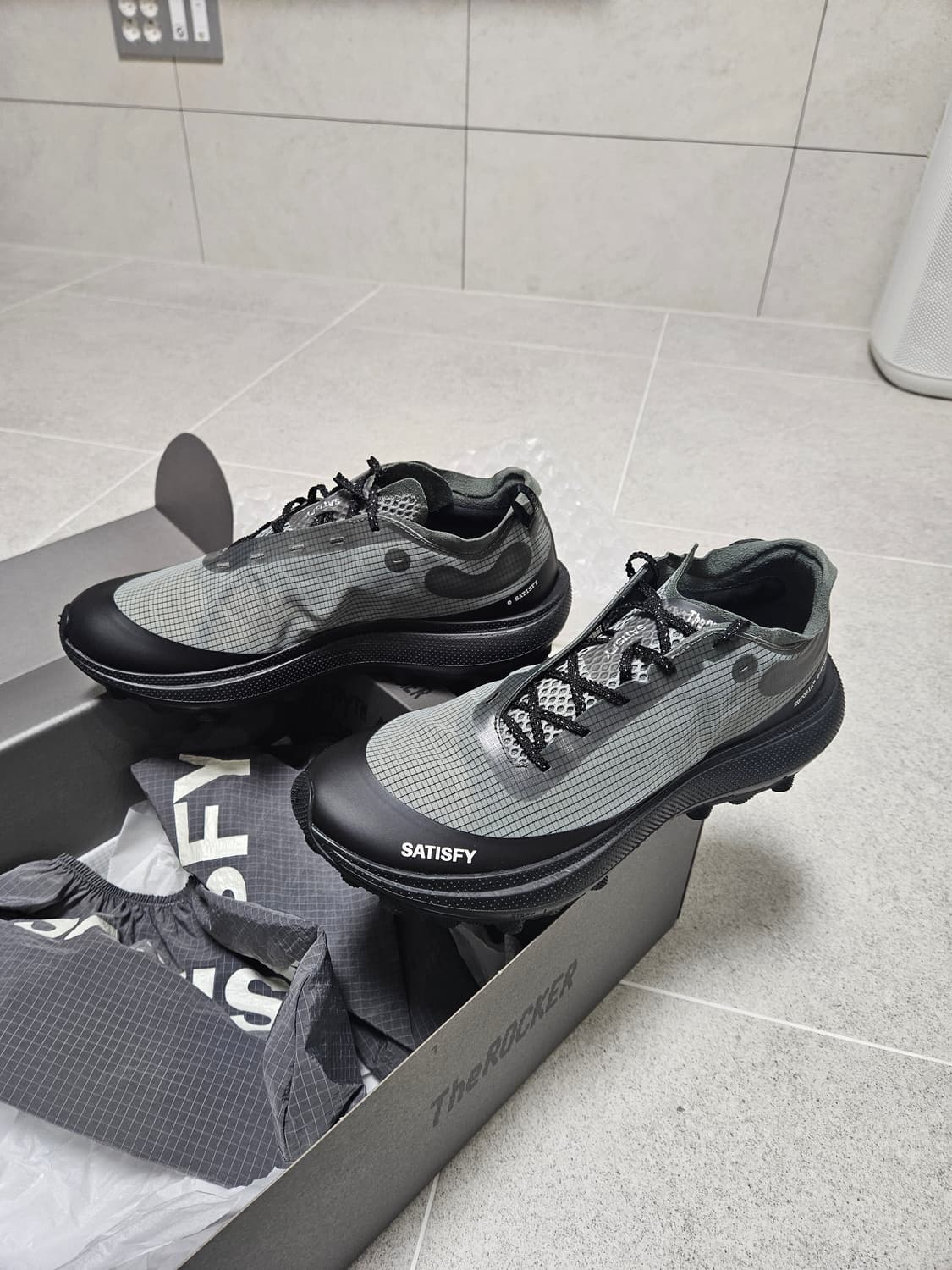 새티스파이 더 라커 쉐도우 us10.5 상품이미지2