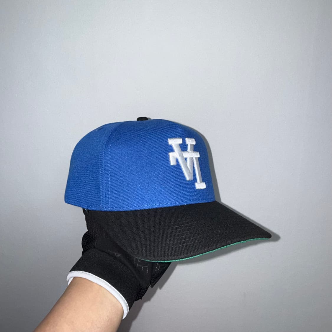 크리스브라운 KILL THE HYPE 킬더하입 업사이드다운 LA 스냅백 상품이미지6