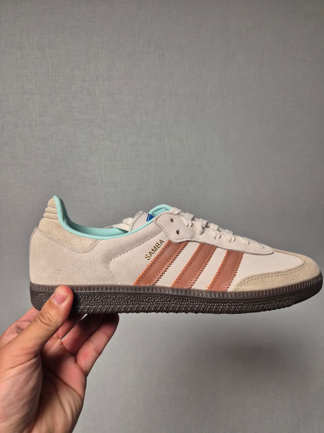 [새상품/265] 아디다스 삼바 OG 크리스탈 화이트 클레이 스트라타 상품이미지1