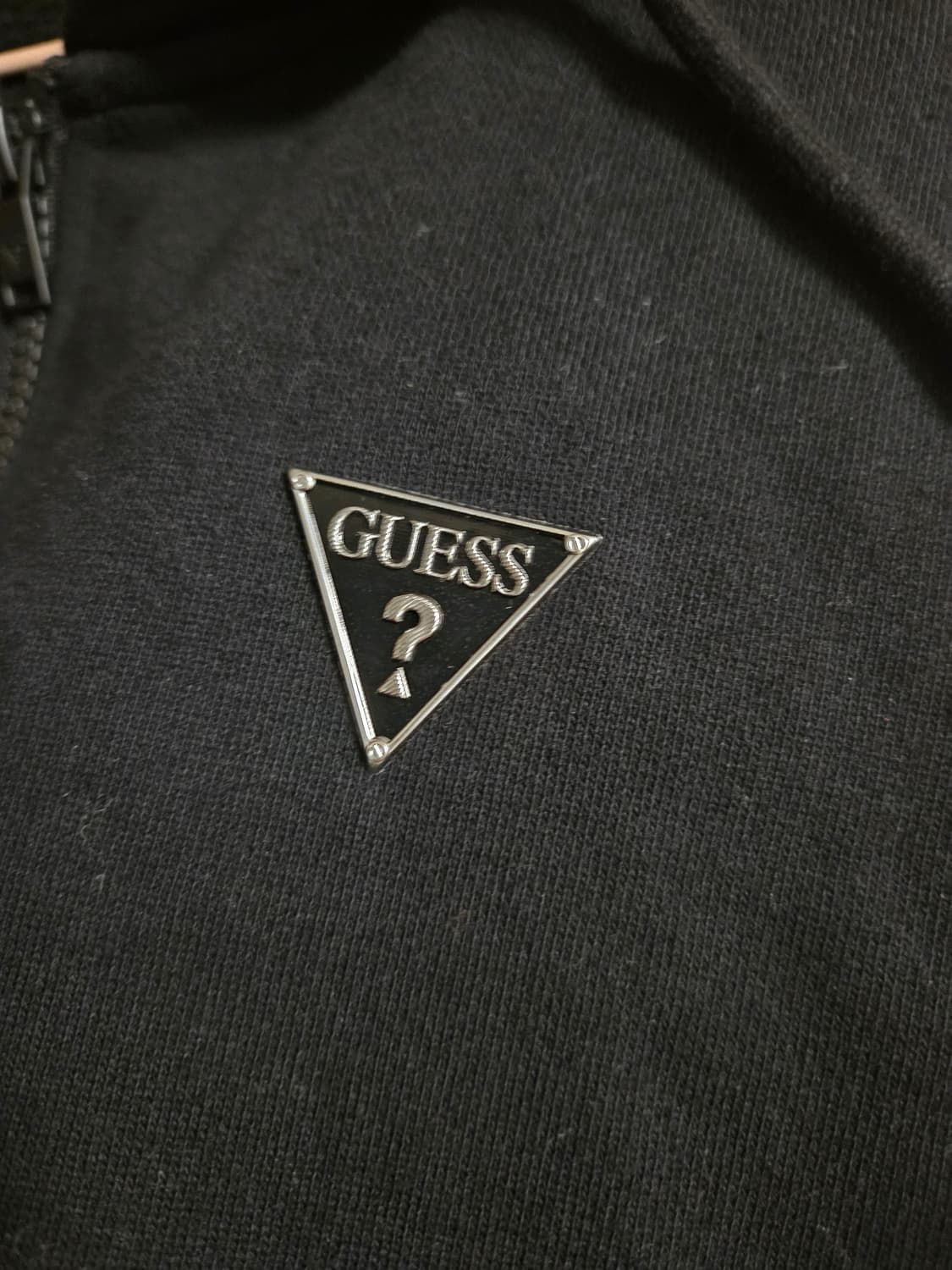 게스 블랙 후드집업 상품이미지3