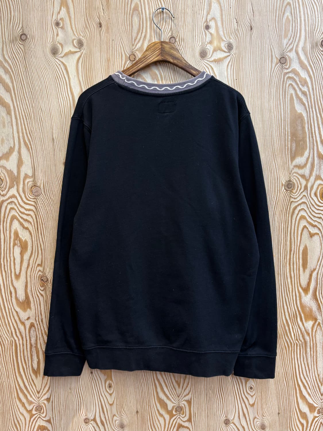 스투시 넥라인 맨투맨 상품이미지3